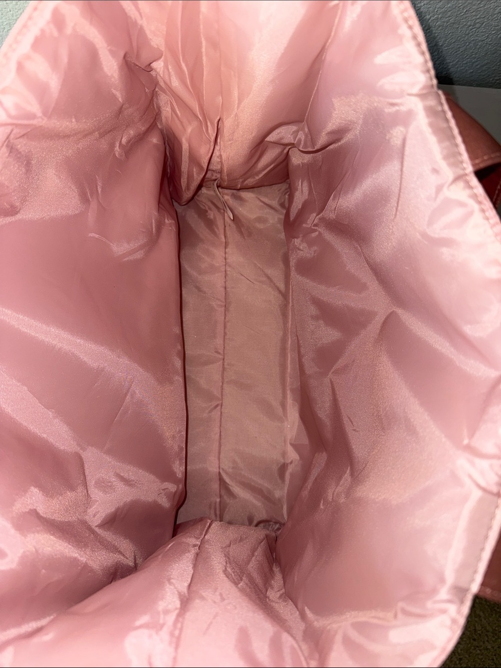 Coach Pink Satin Tote Bag - Sleek Everyday Carry - Picture 5 of 8